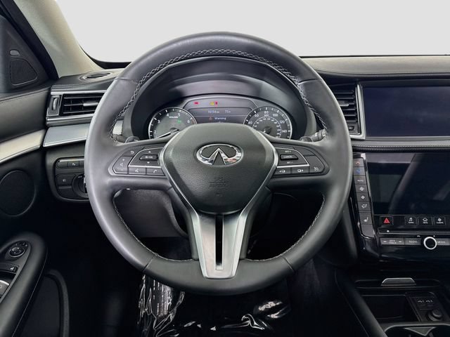 Used 2020 INFINITI QX50 Luxe w/ Cargo Package AWD/4WD image 11
