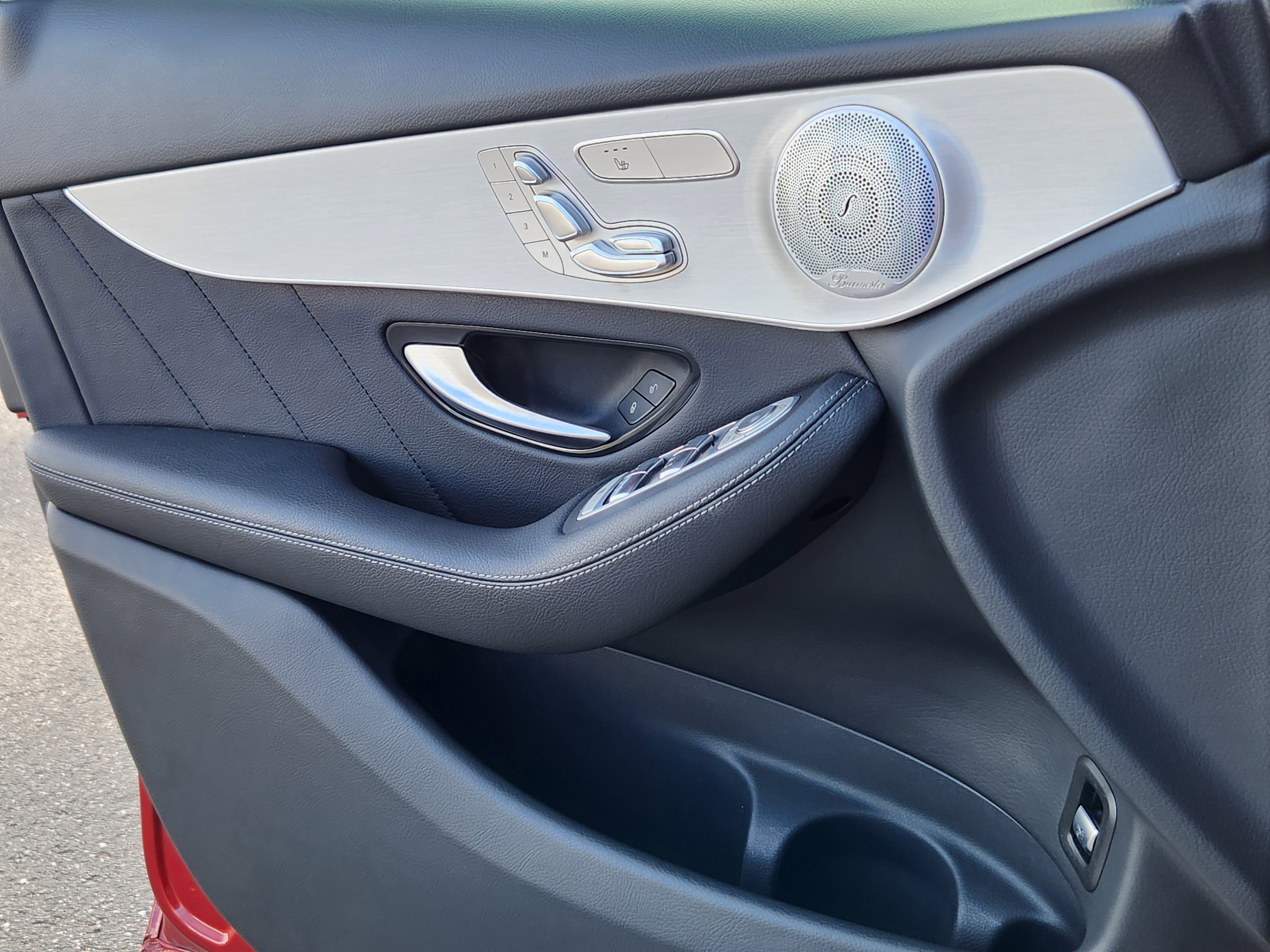 Used 2020 Mercedes-Benz GLC 300 4MATIC Coupe image 12