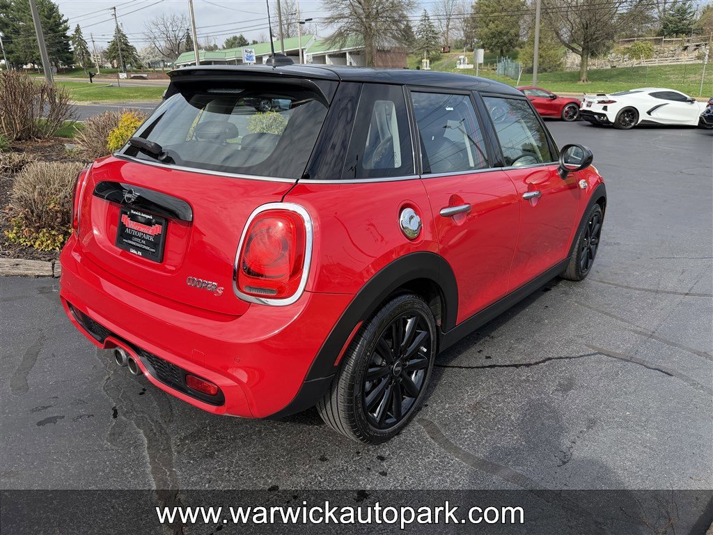 Used 2019 MINI Cooper S image 13