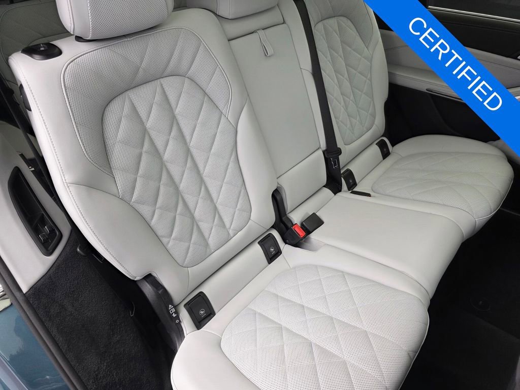 Certified 2024 BMW X7 xDrive40i image 30