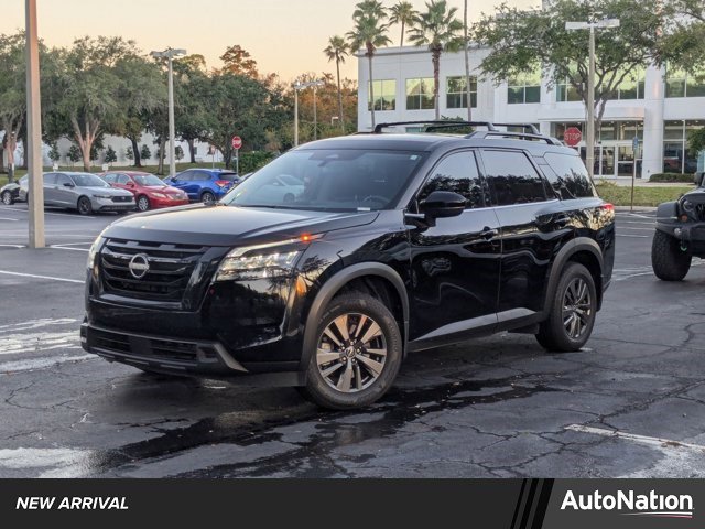 Used 2023 Nissan Pathfinder SV w/ Black Appearance Package