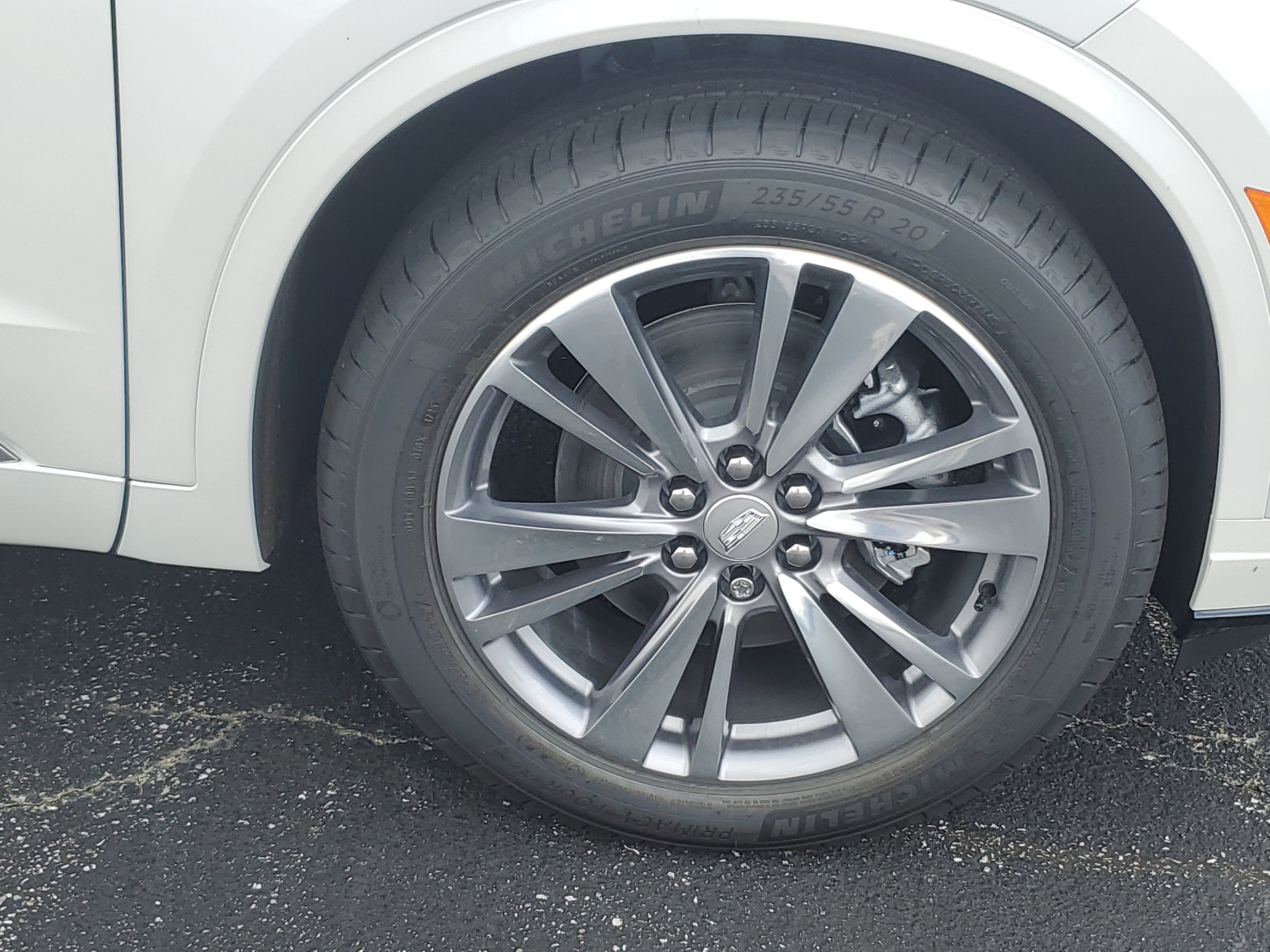 New 2025 Cadillac XT6 Premium Luxury w/ Technology Package image 5
