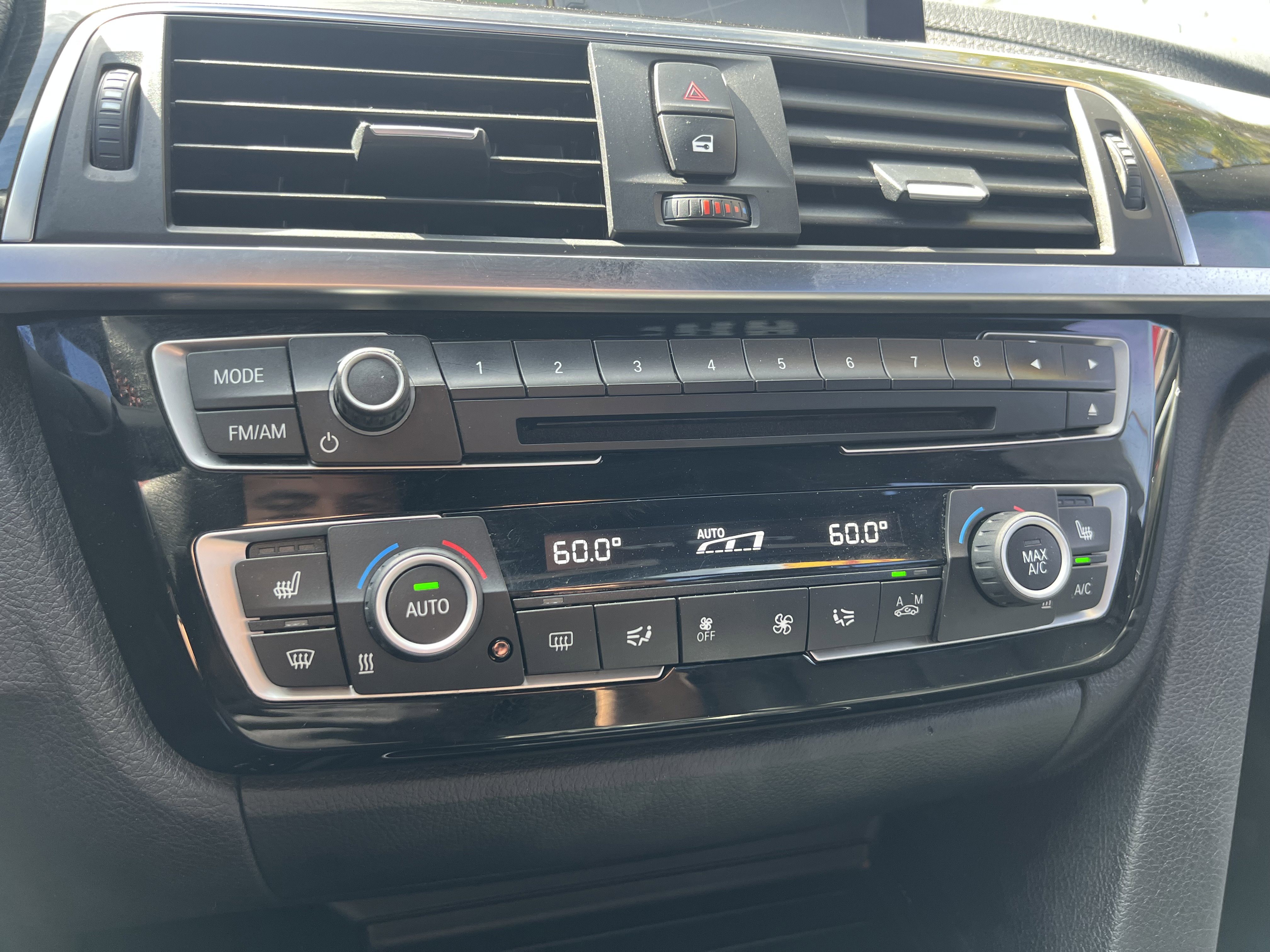 Used 2018 BMW 330i Sedan image 25