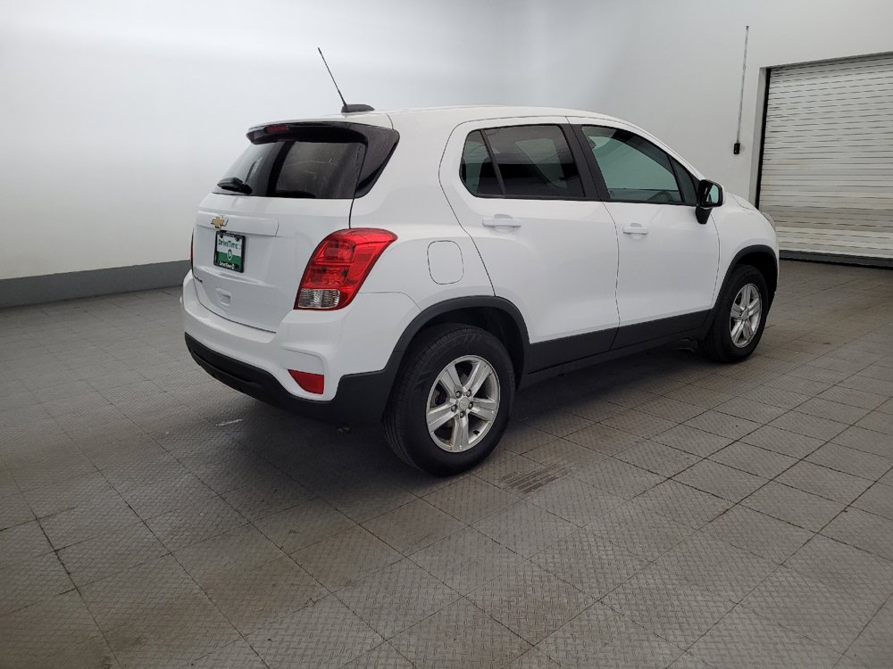 Used 2019 Chevrolet Trax LS w/ Tint and Cruise Package AWD/4WD image 10