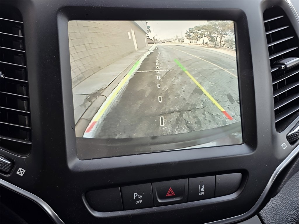 Used 2021 Jeep Cherokee Latitude Lux 80th Anniv w/ Quick Order Package 26U 80TH image 31