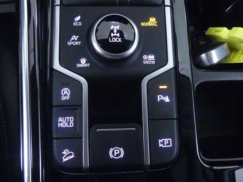 Used 2025 Kia Sorento SX AWD/4WD image 20