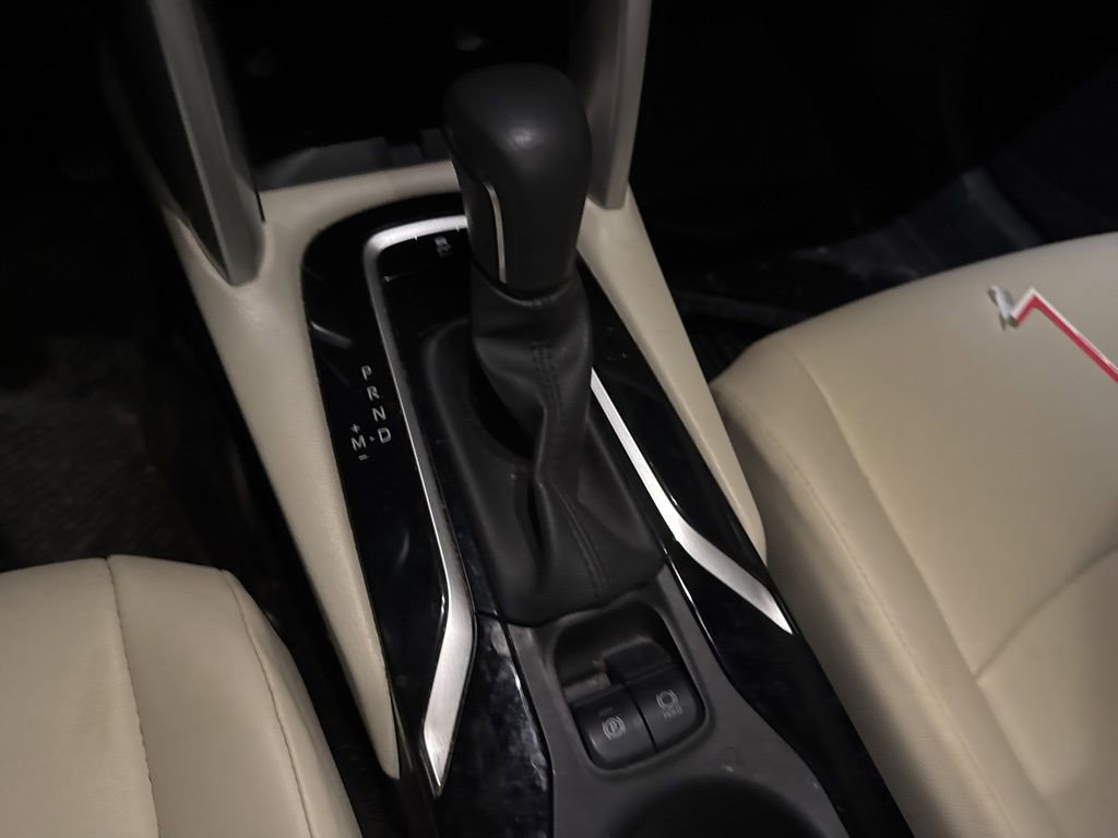 Used 2024 Toyota Corolla Cross XLE image 20