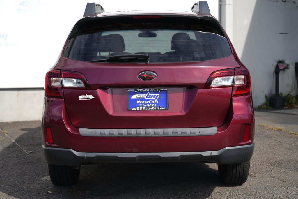Used 2016 Subaru Outback 2.5i AWD/4WD image 6