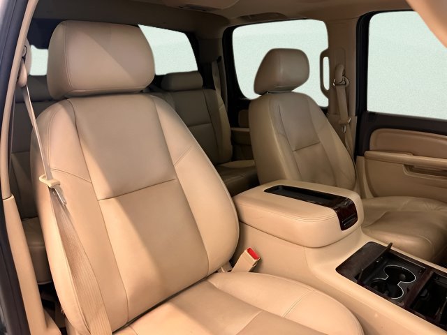 Used 2011 GMC Sierra 2500 Denali AWD/4WD image 12