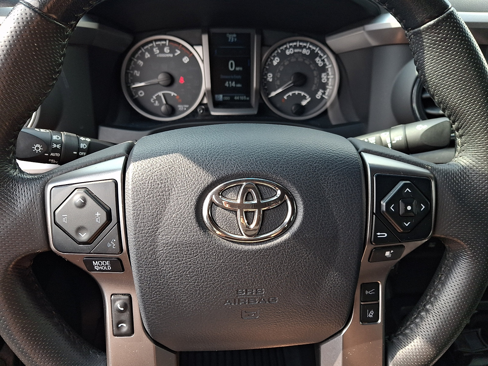 Used 2018 Toyota Tacoma Limited AWD/4WD image 21