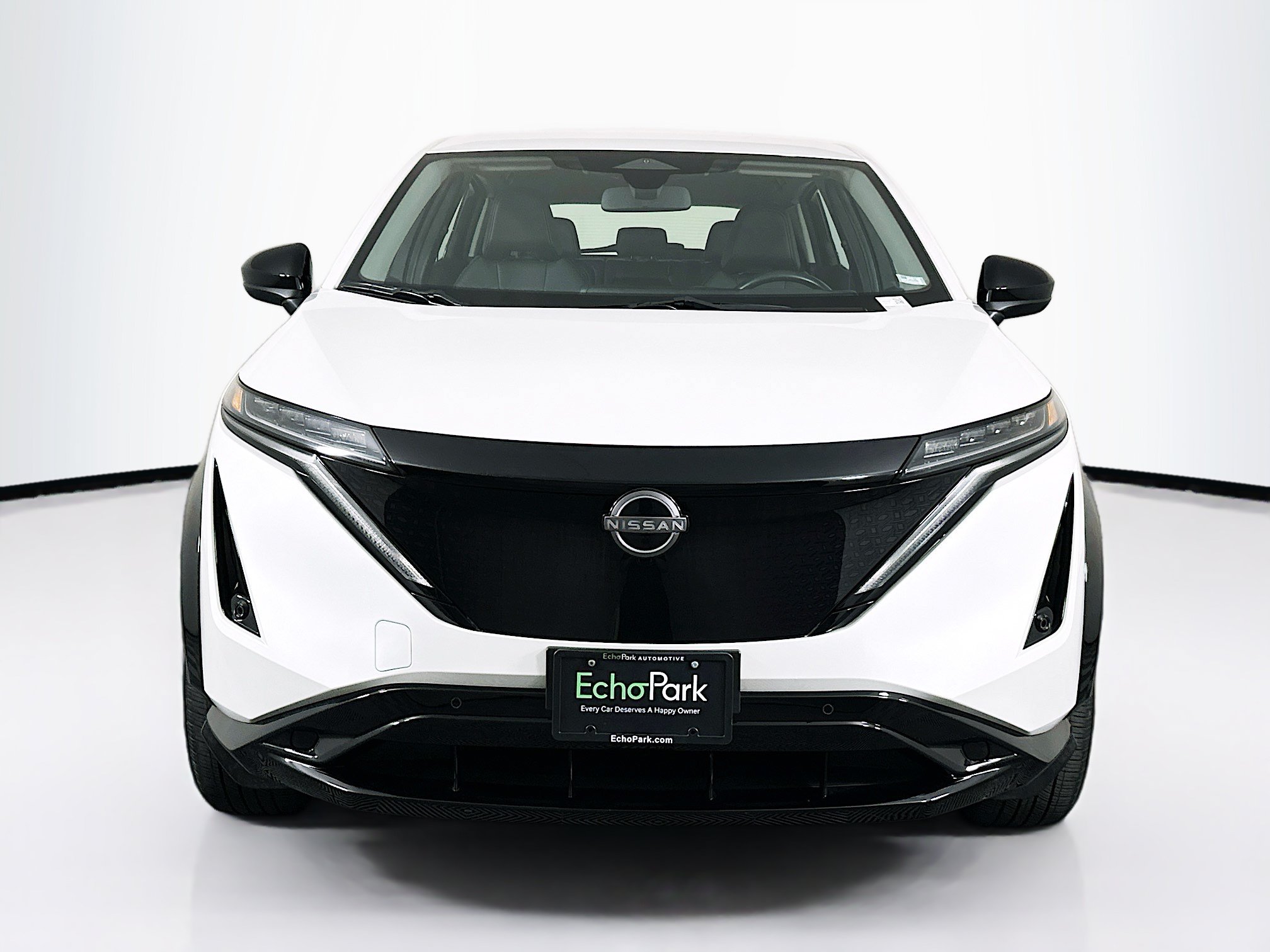 Used 2024 Nissan Ariya FWD image 2