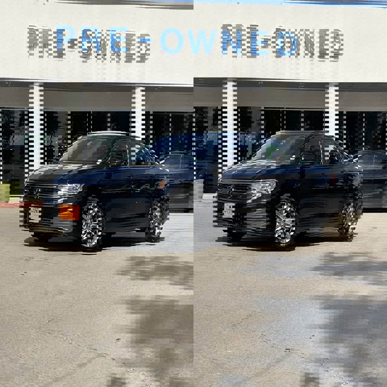 Used 2024 Volkswagen Jetta SE image 2