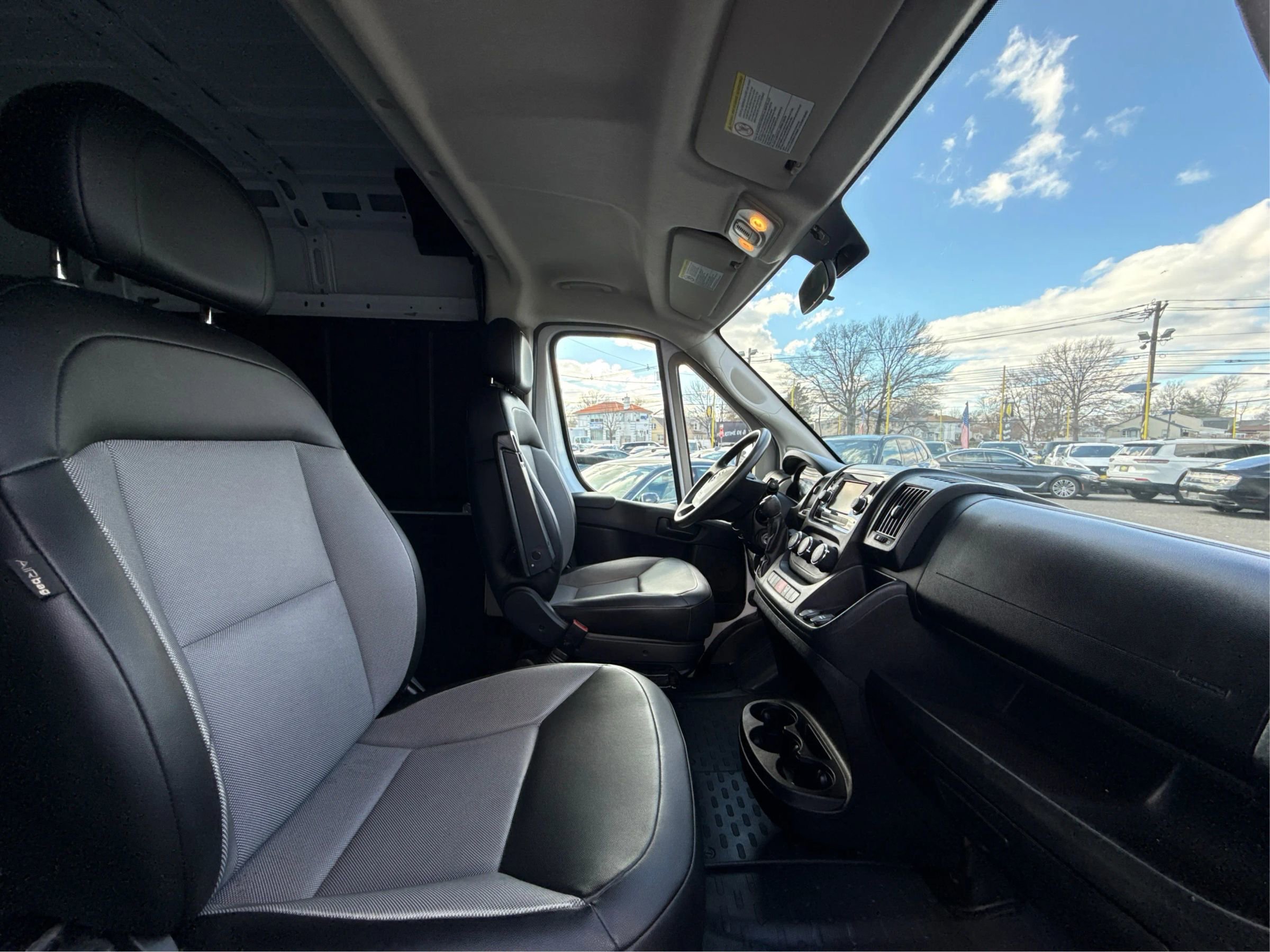 Used 2021 RAM ProMaster 2500 FWD image 29