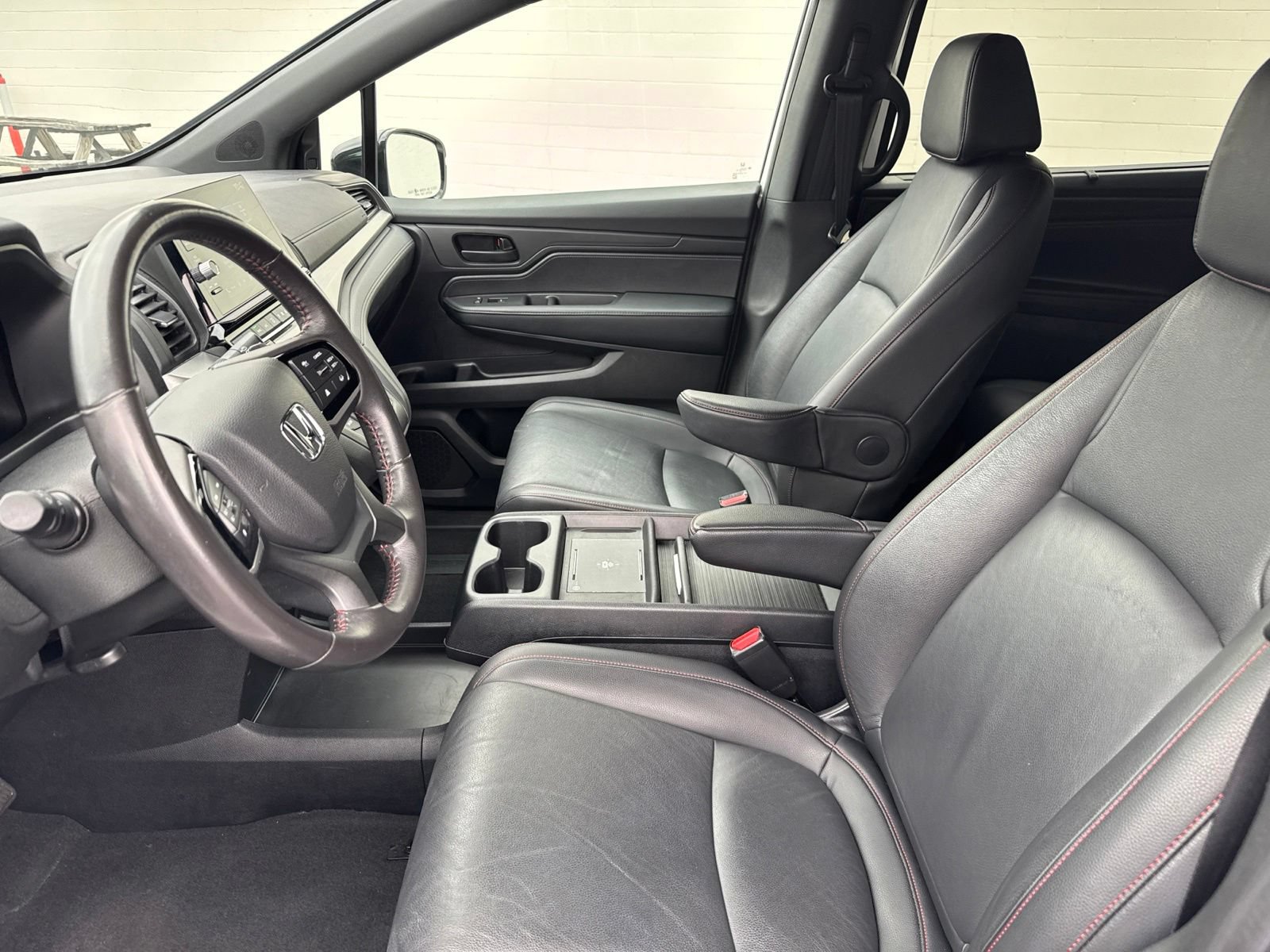 Used 2025 Honda Odyssey Sport-L image 21