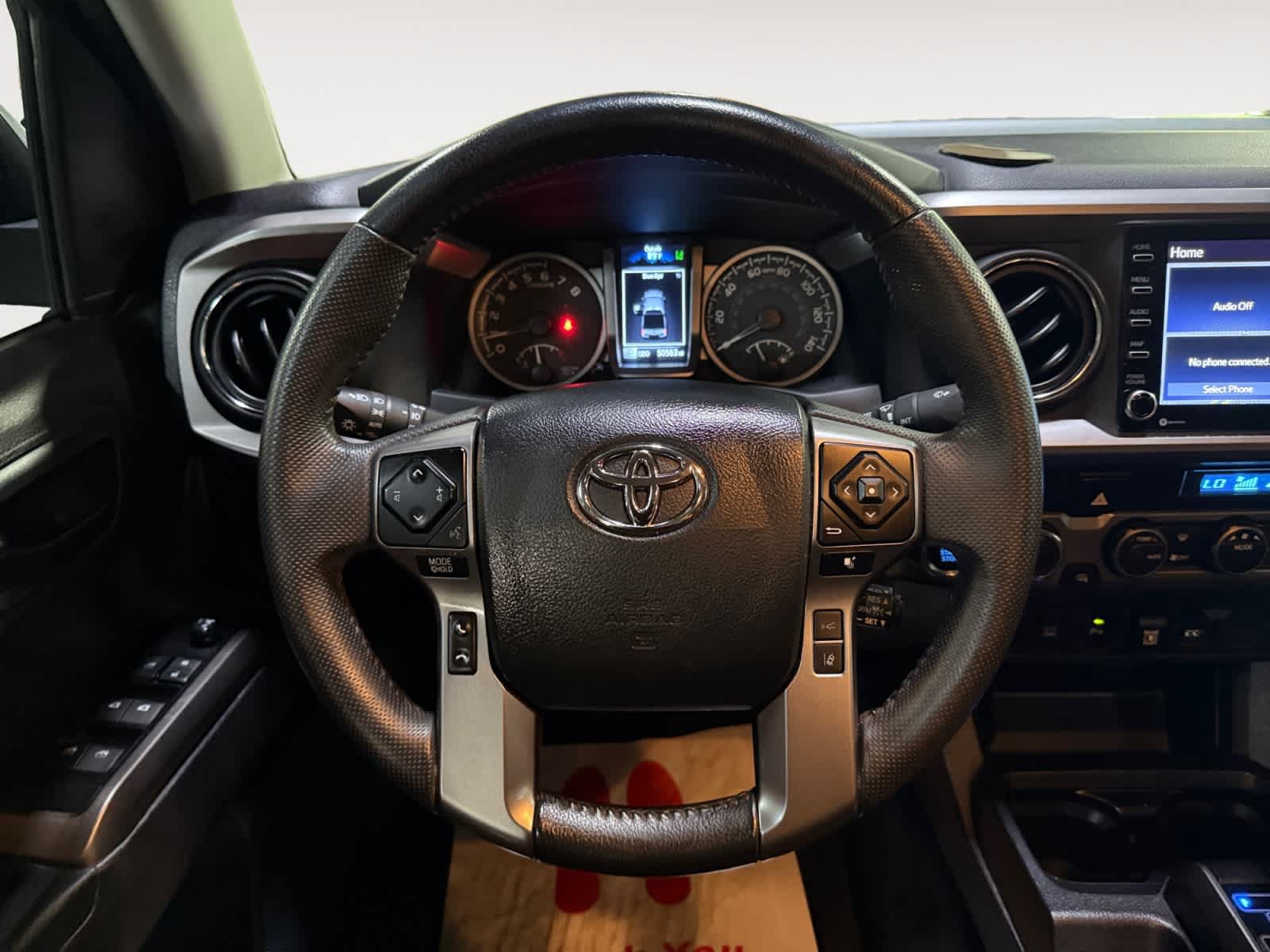 Used 2023 Toyota Tacoma SR5 AWD/4WD image 19