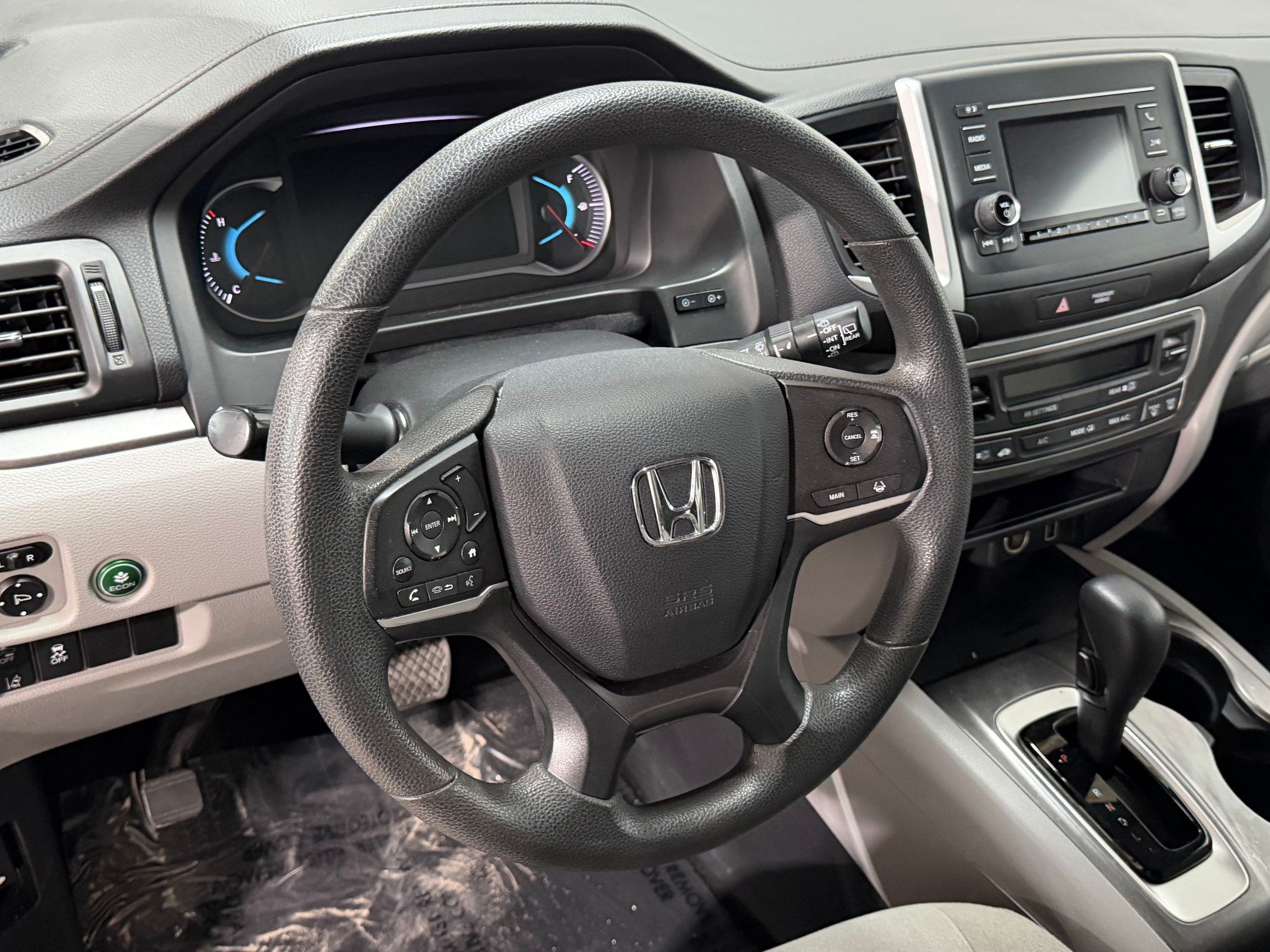 Used 2020 Honda Pilot LX image 3