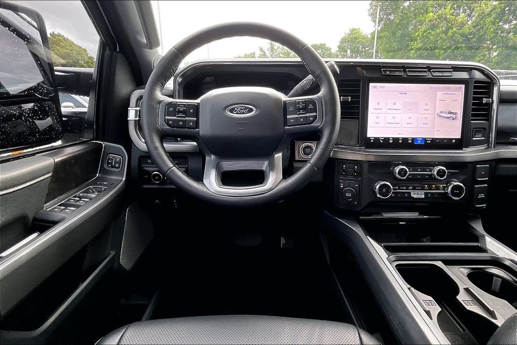 Used 2024 Ford F350 Lariat AWD/4WD image 6