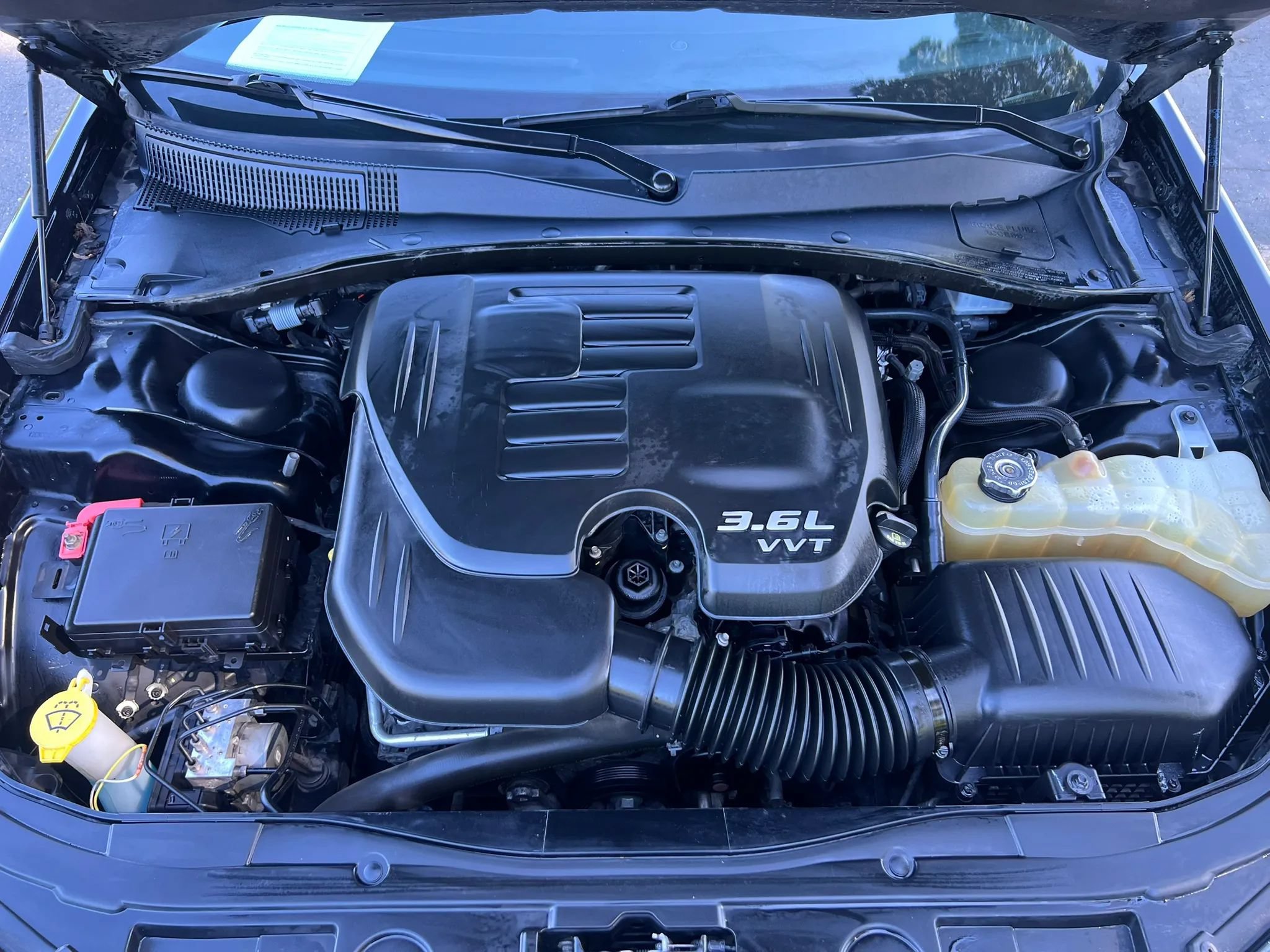 Used 2019 Chrysler 300 Touring AWD/4WD image 9