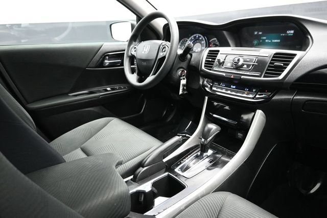 Used 2016 Honda Accord LX image 12