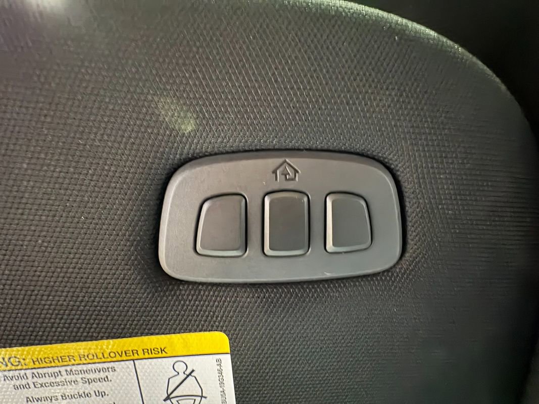 Used 2025 Ford F150 Raptor image 32