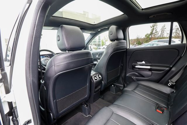 Used 2021 Mercedes-Benz GLA 250 4MATIC image 41