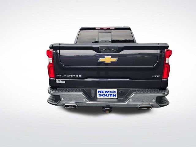 Used 2022 Chevrolet Silverado 1500 LTZ w/ LTZ Premium Package AWD/4WD image 4