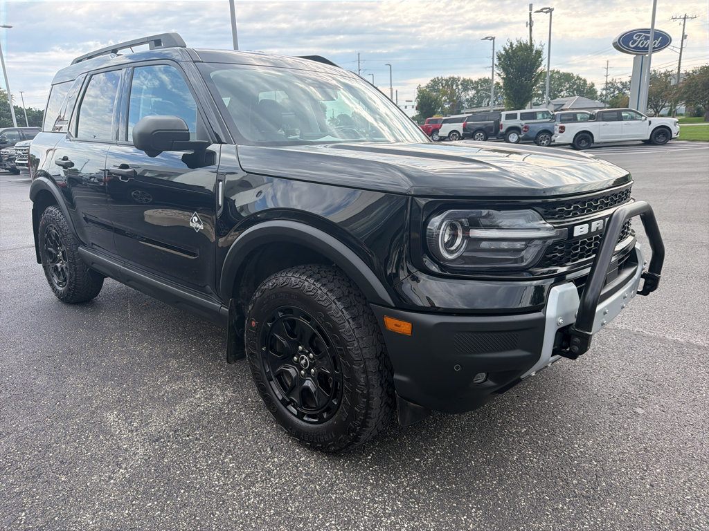 Used 2025 Ford Bronco Sport Outer Banks w/ Sasquatch Outer Banks Package AWD/4WD image 4