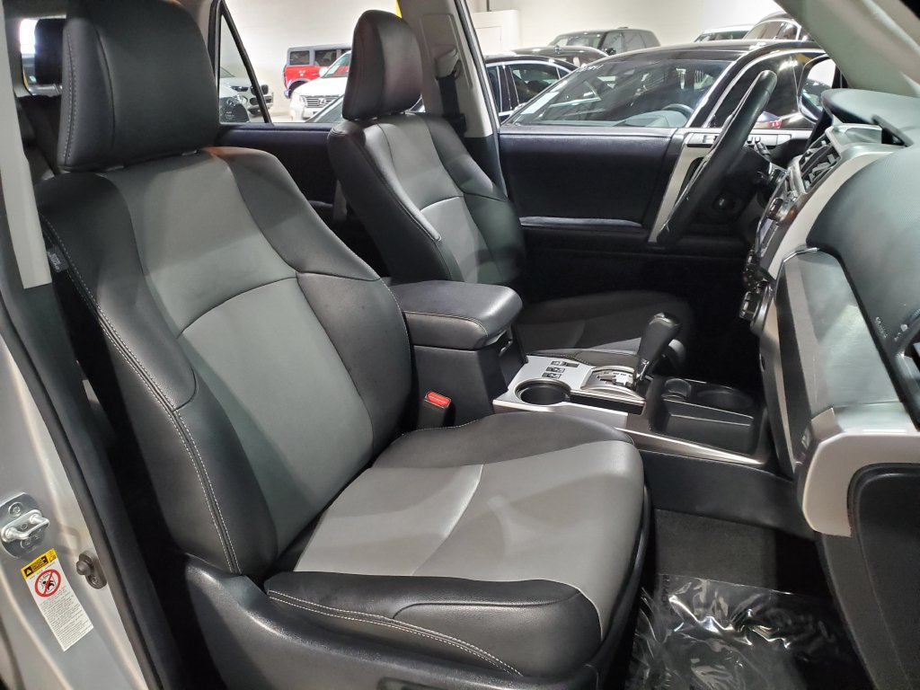 Used 2019 Toyota 4Runner SR5 Premium RWD image 13