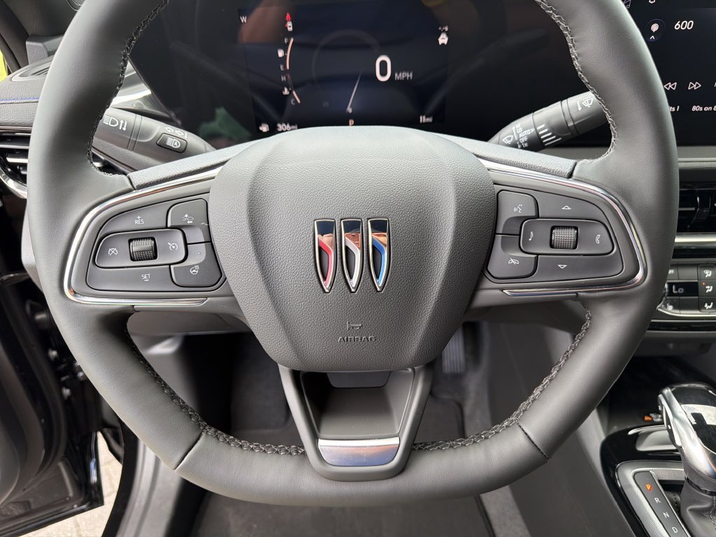 New 2026 Buick Envista Sport Touring w/ Convenience I Package FWD image 30