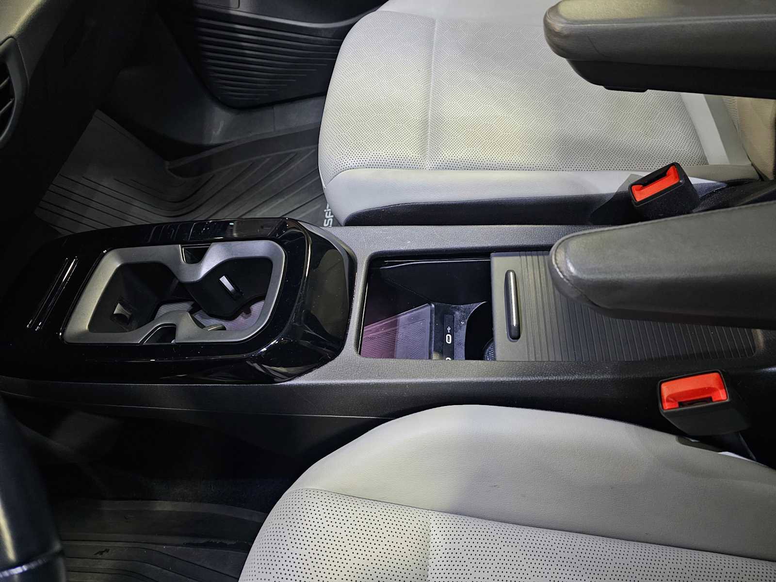 Used 2022 Volkswagen ID.4 Pro S image 28