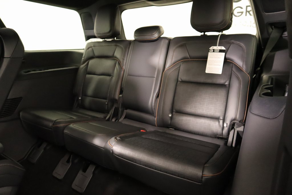 New 2025 Lincoln Navigator Black Label image 13