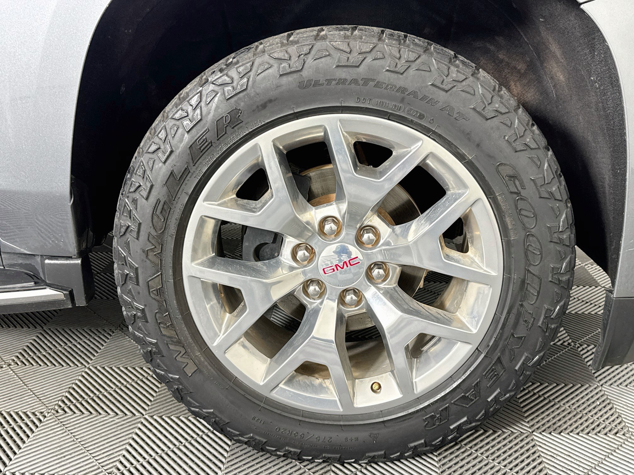Used 2019 GMC Yukon SLT RWD image 28