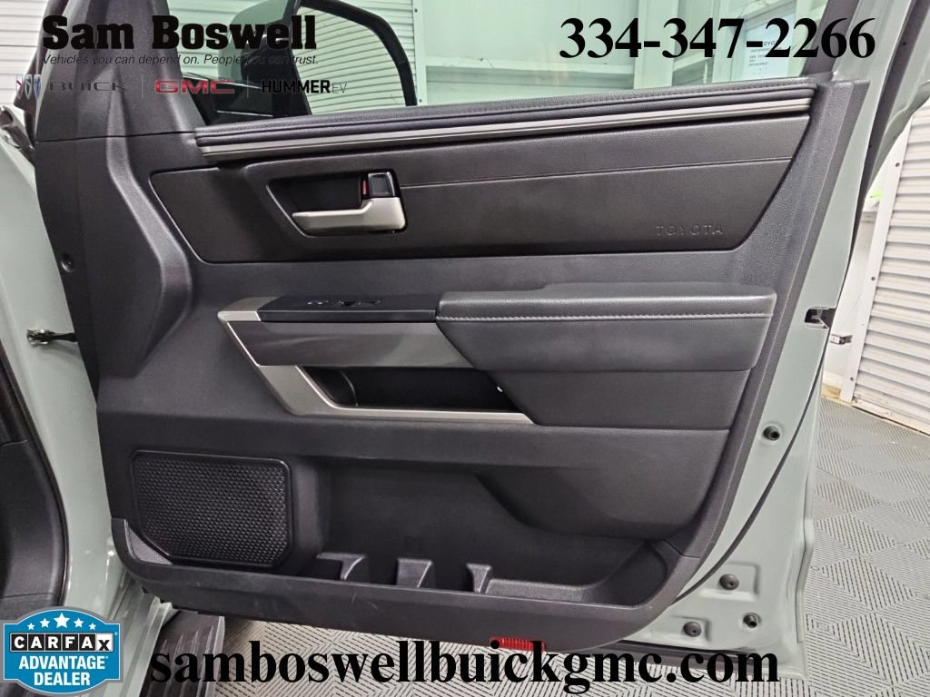 Used 2023 Toyota Sequoia SR5 w/ SR5 Premium Package AWD/4WD image 44