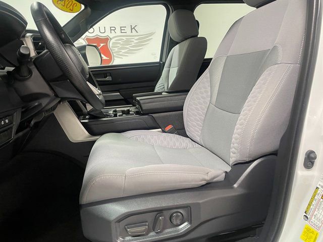 Used 2025 Toyota Tundra SR5 AWD/4WD image 11