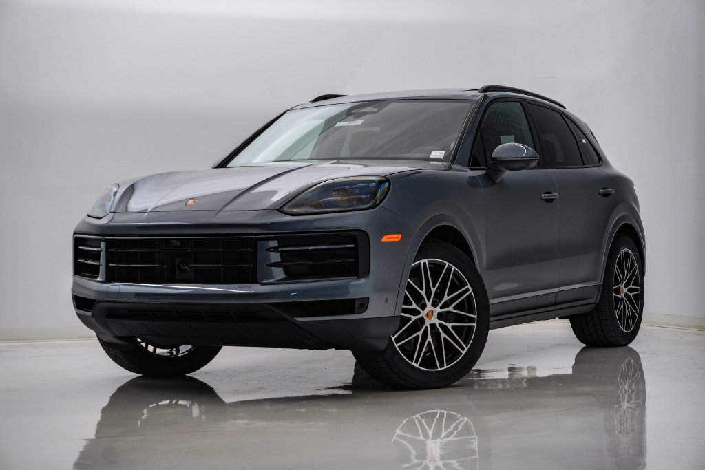 New 2026 Porsche Cayenne AWD/4WD image 1