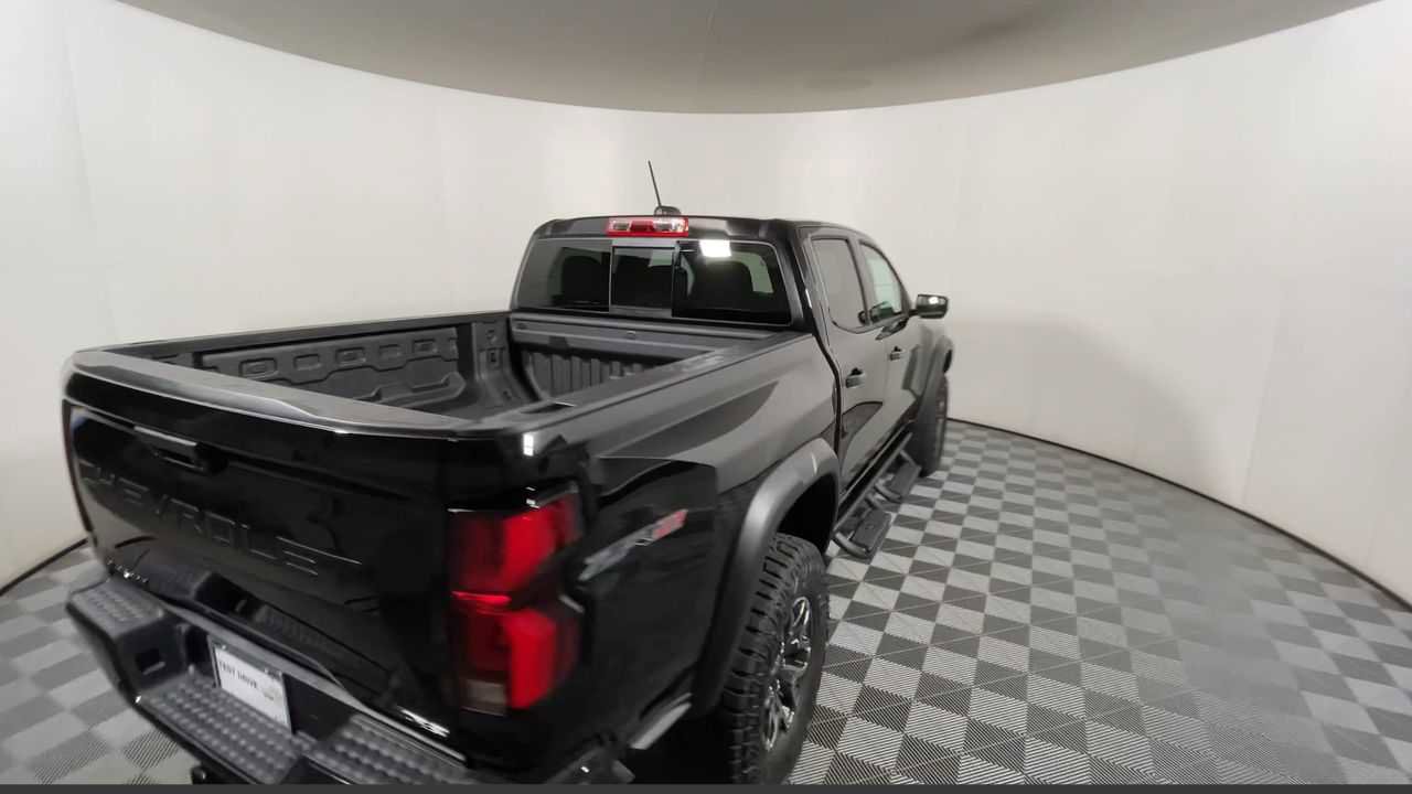 New 2026 Chevrolet Colorado ZR2 w/ Technology Package image 16