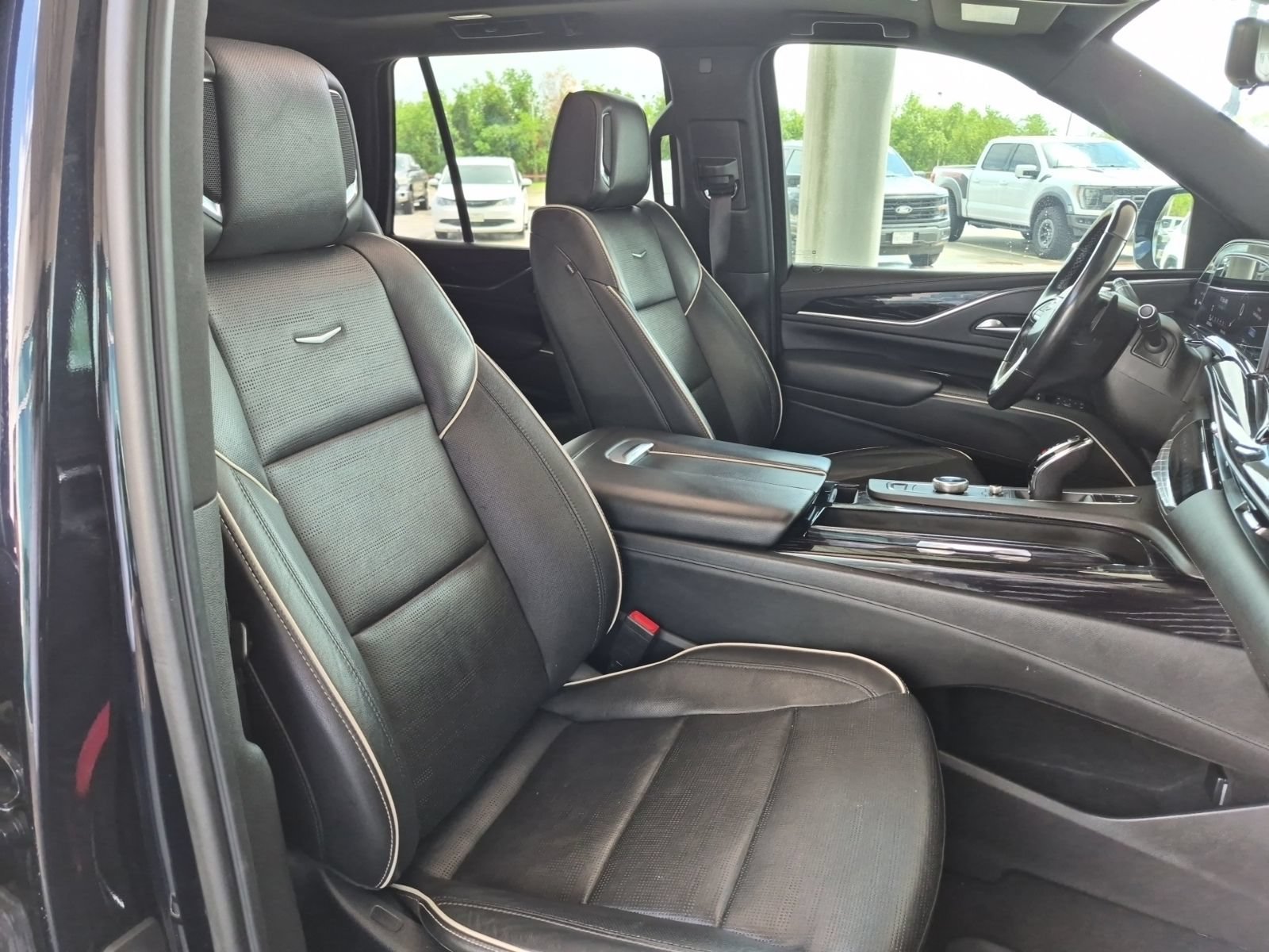 Used 2021 Cadillac Escalade Sport AWD/4WD image 6