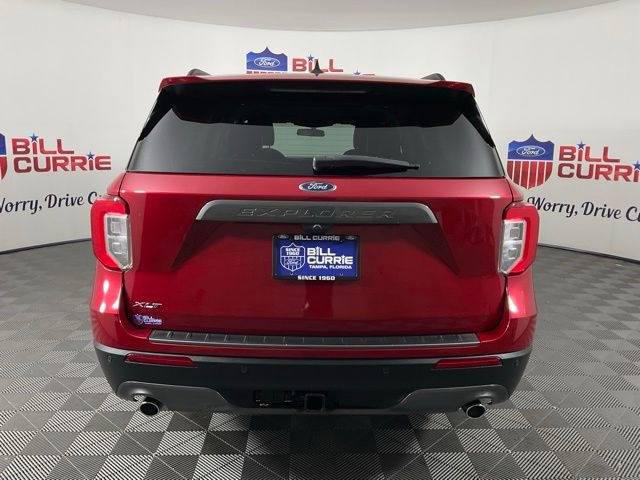 Used 2021 Ford Explorer XLT w/ Equipment Group 202A image 4