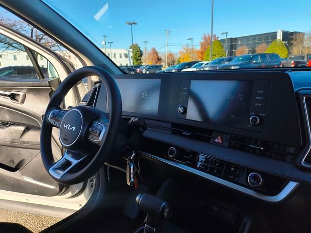 Certified 2023 Kia Sportage LX image 31