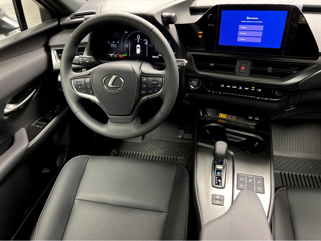 New 2025 Lexus UX 300h AWD image 31