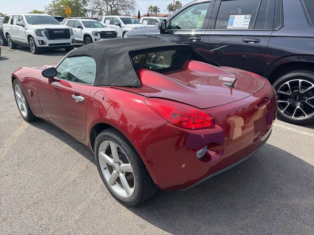 Used 2009 Pontiac Solstice Convertible image 5