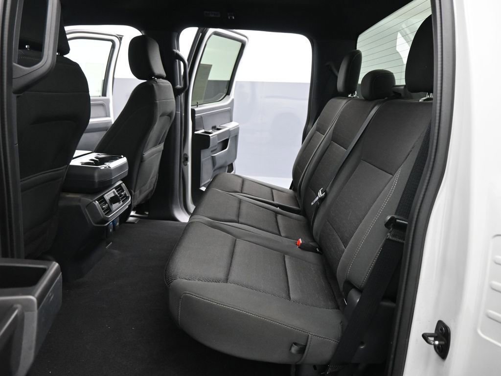 Used 2024 Ford F150 XLT w/ XLT Black Appearance Package image 18