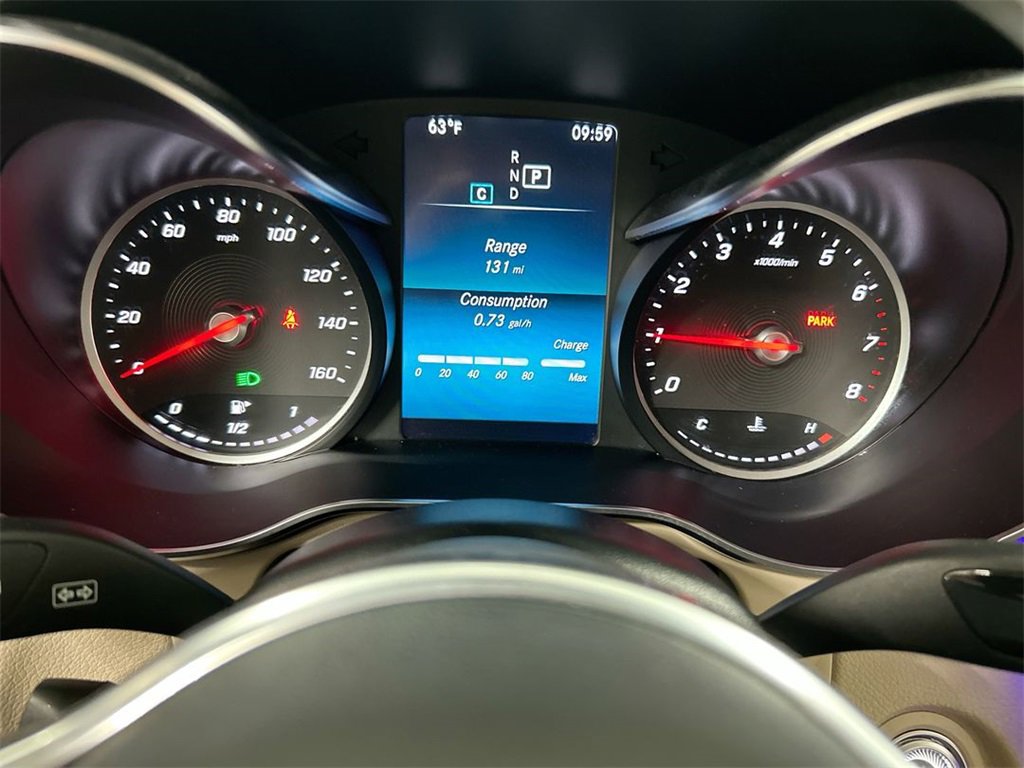 Used 2020 Mercedes-Benz GLC 300 4MATIC image 13