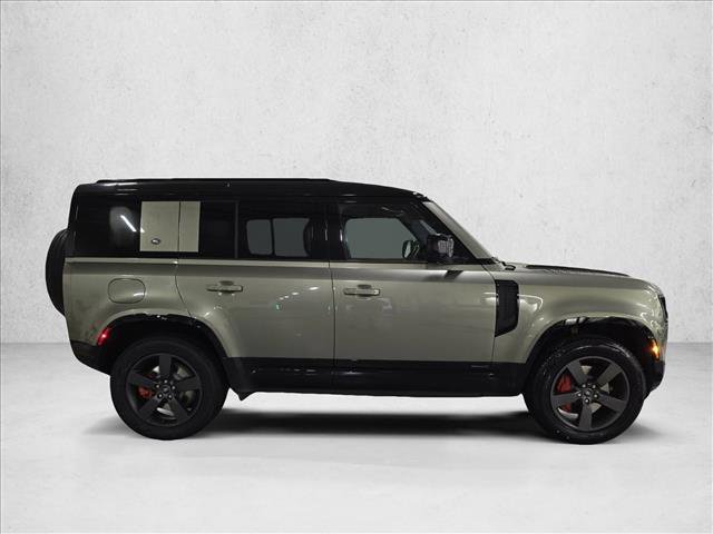 Used 2023 Land Rover Defender 110 X AWD/4WD image 4