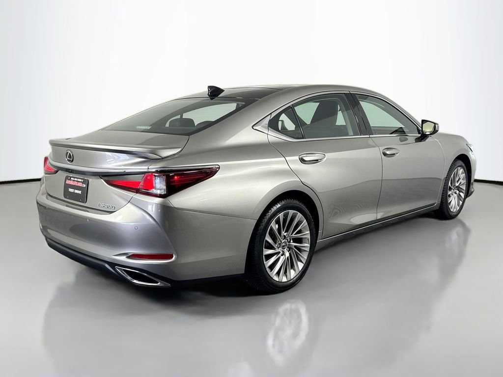 Used 2020 Lexus ES 350 Luxury w/ Accessory Package image 5