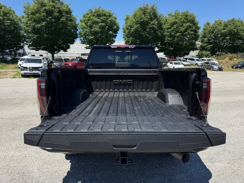 Used 2025 GMC Sierra 2500 AT4 w/ AT4 Premium Plus Package AWD/4WD image 29
