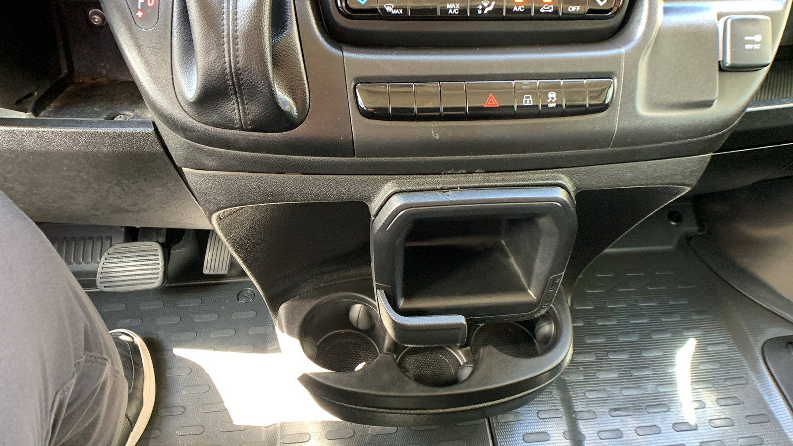 Used 2023 RAM ProMaster 2500 FWD image 14