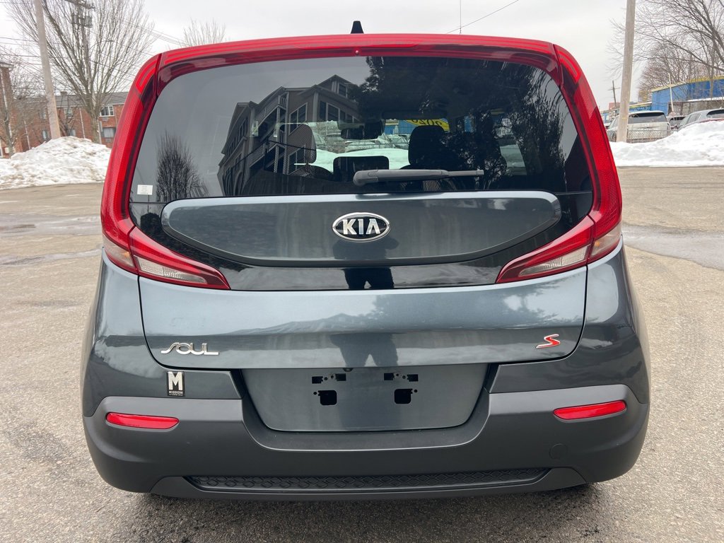 Certified 2020 Kia Soul S image 4
