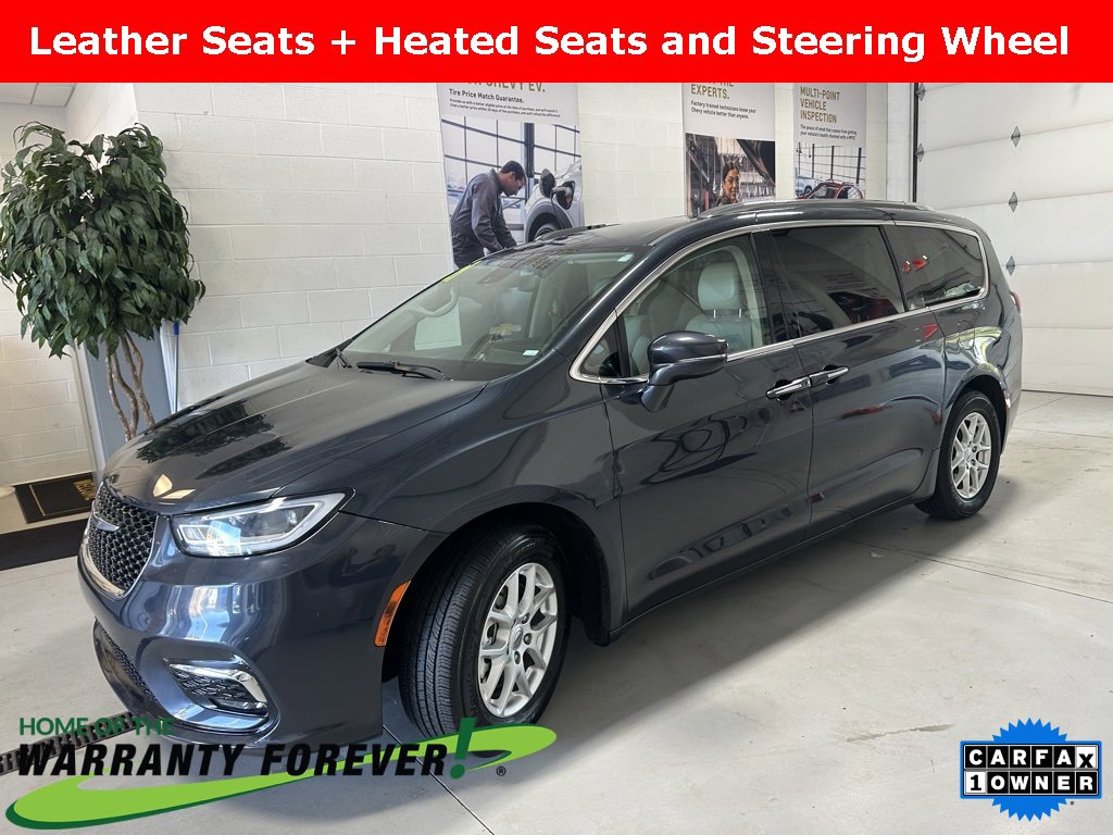 Used 2021 Chrysler Pacifica Touring-L image 4
