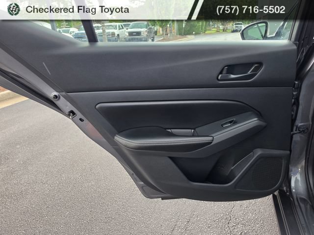 Used 2025 Nissan Altima 2.5 SV FWD image 24